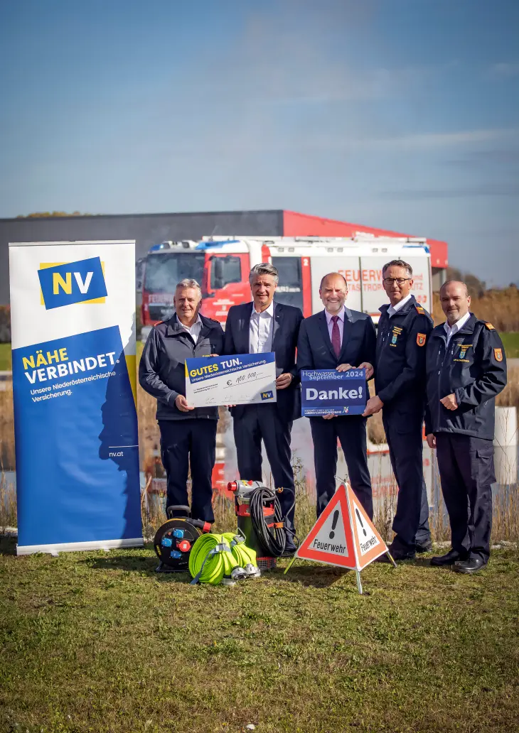 Spendenübergabe an den NÖ Landesfeuerwehrverband